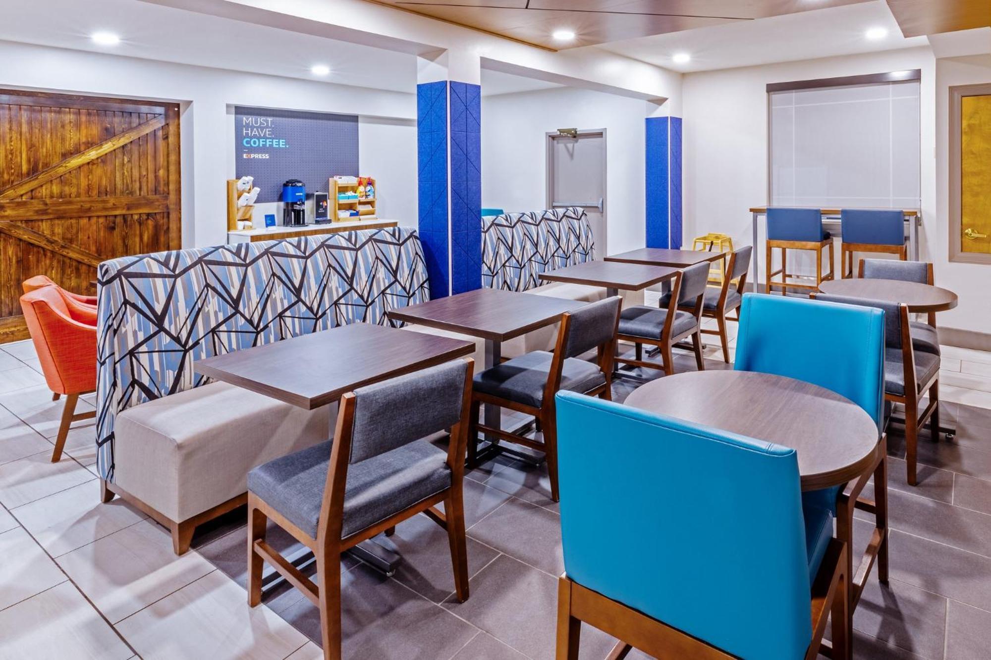 Holiday Inn Express Harvey-Marrero By Ihg Bagian luar foto